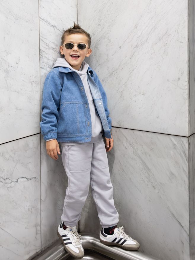 ⠀ Jejich radost je skutečná. Naše oblečení to jen zvýrazní. Perfect match, every day ✨